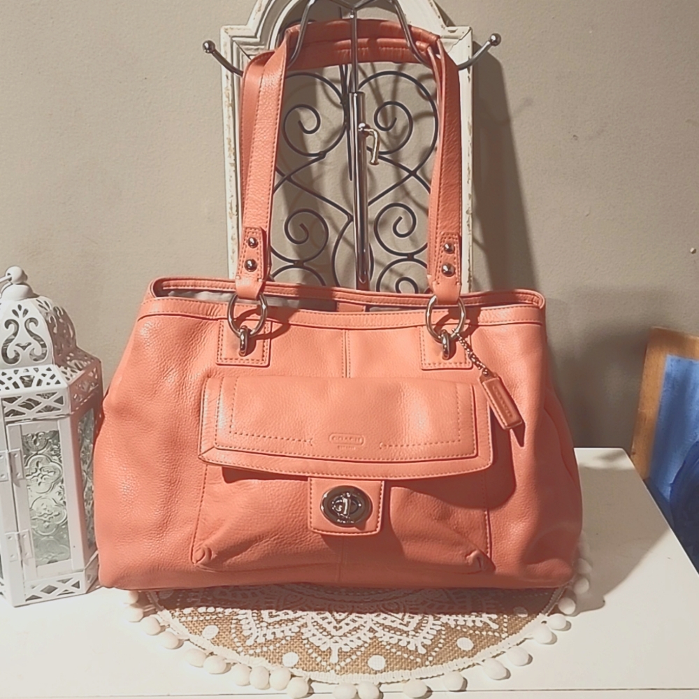 Coach Vintage Penelope Coral Peach Orange Leather Tote Bag